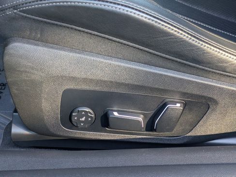 Used 2025 BMW 430i Convertible w/ Premium Package image 25