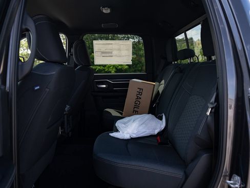 New 2026 RAM 3500 Big Horn AWD/4WD image 18