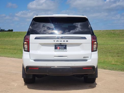 Used 2021 Chevrolet Tahoe Z71 w/ Z71 Off-Road Package AWD/4WD image 8