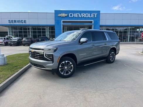 New 2026 Chevrolet Suburban LS RWD image 1