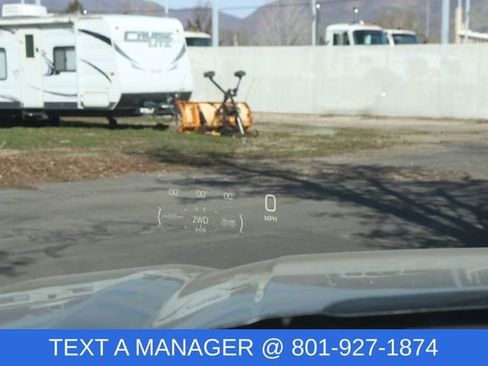 Used 2022 GMC Sierra 1500 AT4 w/ AT4 Premium Package image 23