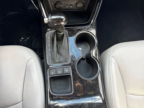 Used 2014 Kia Sorento SX w/ 3rd Row Package image 21