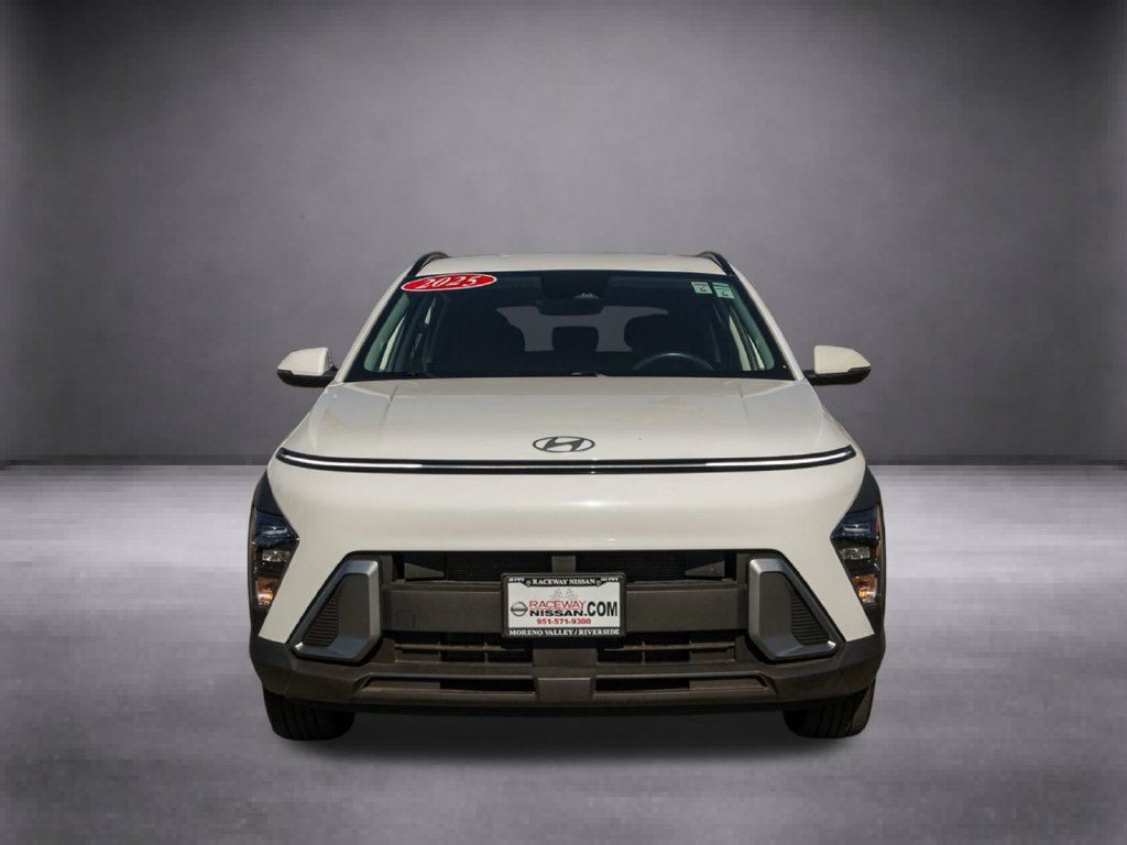 Used 2025 Hyundai Kona SEL FWD image 10