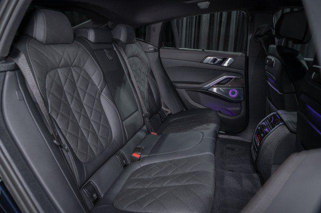 Used 2026 BMW X6 M60i w/ Executive Package AWD/4WD image 13