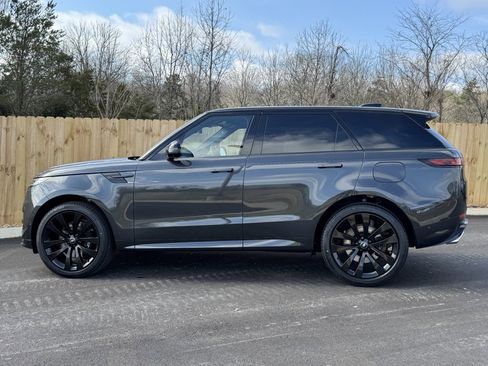 New 2025 Land Rover Range Rover Sport Dynamic SE image 5