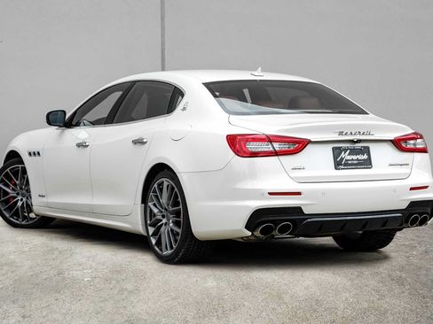 Used 2018 Maserati Quattroporte S GranSport Q4 AWD/4WD image 11