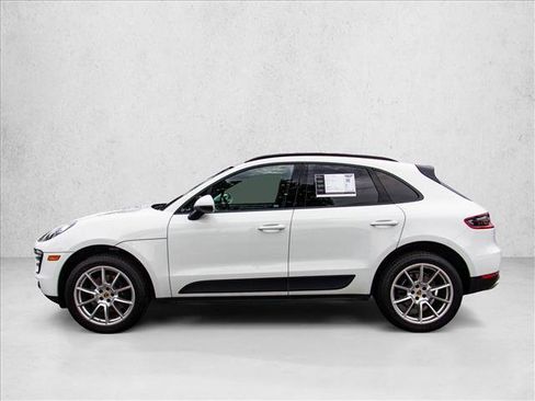 Used 2018 Porsche Macan AWD/4WD image 8