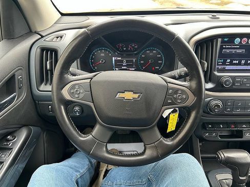 Used 2016 Chevrolet Colorado Z71 w/ Z71 Midnight Edition image 28
