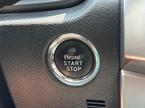 Used 2018 Toyota 4Runner Limited AWD/4WD image 18