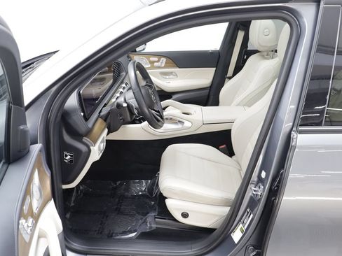 Used 2024 Mercedes-Benz GLE 450 4MATIC image 6