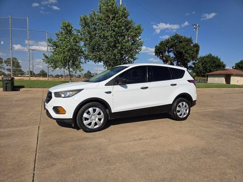 Used 2018 Ford Escape S FWD image 2