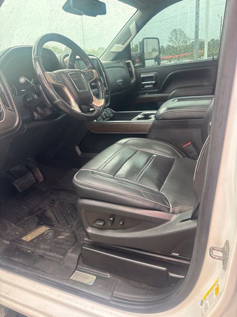 Used 2018 GMC Sierra 2500 Denali AWD/4WD image 5