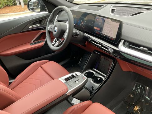 New 2026 BMW X2 xDrive28i w/ Technology Package AWD/4WD image 32