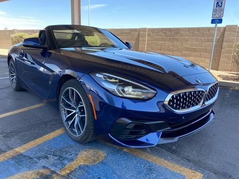 Used 2019 BMW Z4 sDrive30i w/ Executive Package RWD image 4