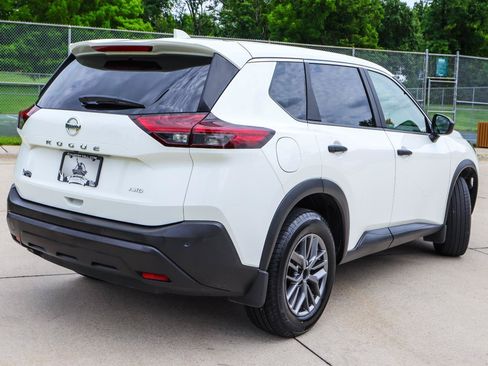 Used 2021 Nissan Rogue S AWD/4WD image 16