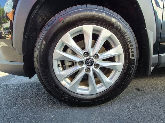 Certified 2026 Toyota Corolla Cross LE FWD image 23