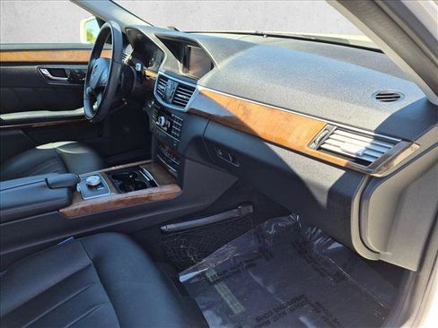 Used 2011 Mercedes-Benz E 350 Sedan image 20