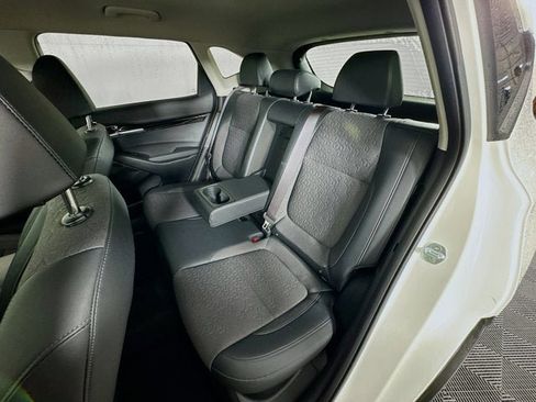 Certified 2025 Kia Seltos S image 24