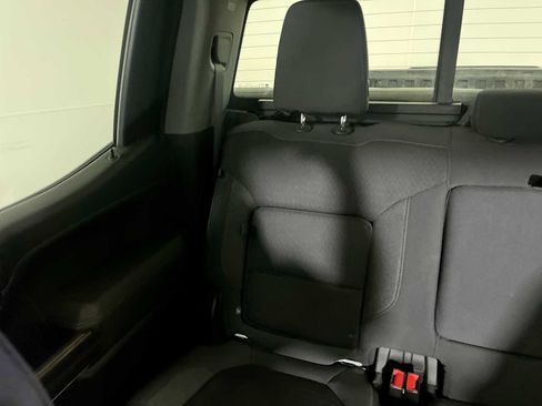 Used 2021 Chevrolet Silverado 1500 RST w/ Convenience Package II AWD/4WD image 12