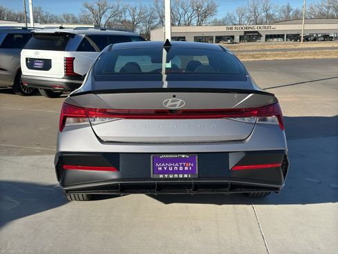 New 2026 Hyundai Elantra SEL Sport Premium image 9