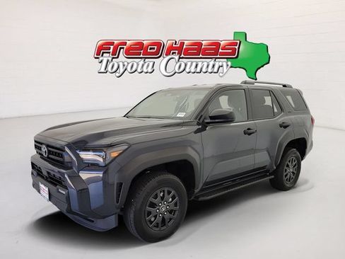 Used 2025 Toyota 4Runner SR5 AWD/4WD image 1