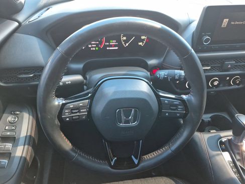 Used 2023 Honda HR-V Sport image 20