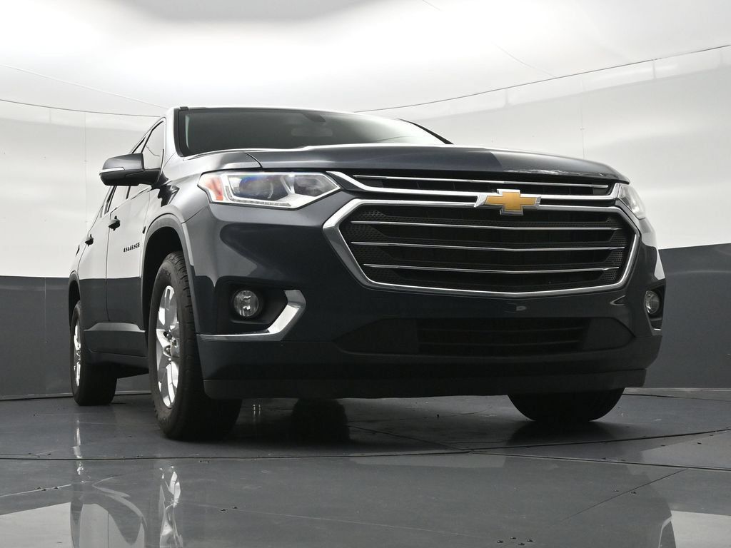 Used 2021 Chevrolet Traverse LT FWD image 31
