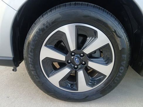 Used 2018 Subaru Forester 2.5i Limited AWD/4WD image 27