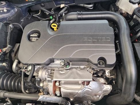 Used 2025 Chevrolet Malibu LS FWD image 30