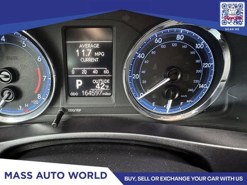 Used 2018 Toyota Corolla LE image 11