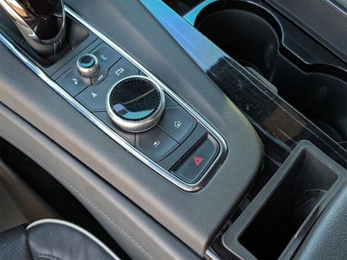 Used 2023 Cadillac Escalade Sport w/ LPO, ONYX Package image 13