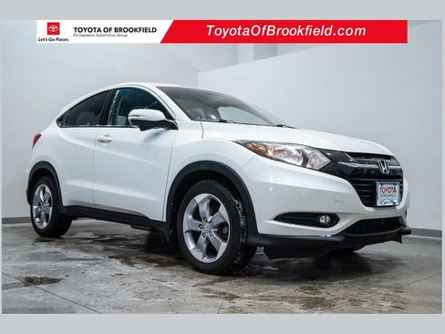 Used 2017 Honda HR-V EX image 1