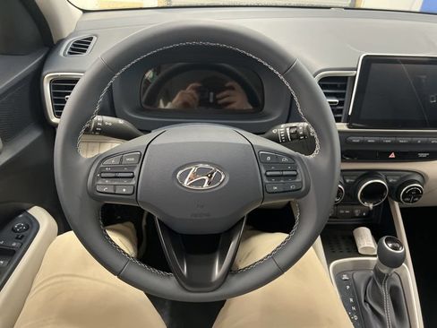 New 2026 Hyundai Venue SEL FWD image 22