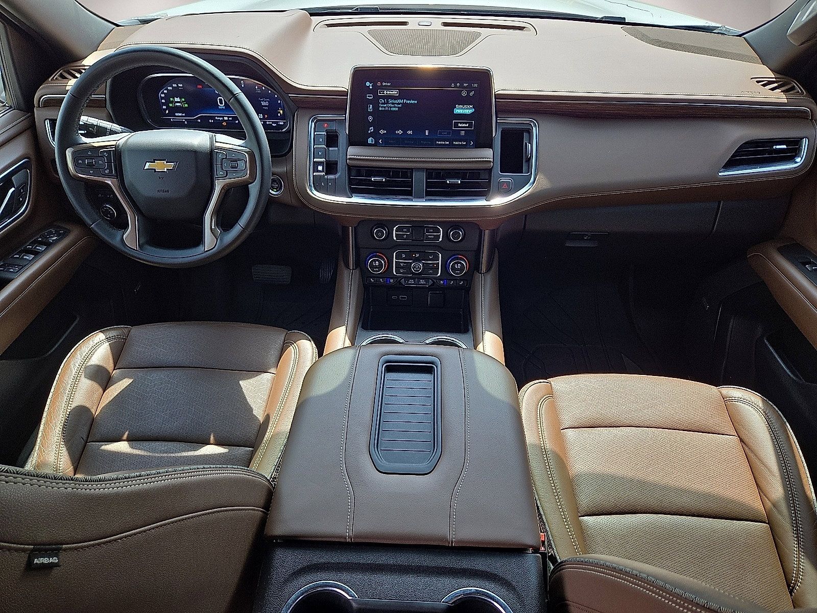Used 2023 Chevrolet Suburban High Country AWD/4WD image 18