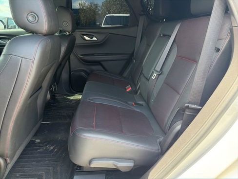 Used 2022 Chevrolet Blazer RS w/ Enhanced Convenience Package image 15