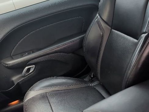 Used 2018 Dodge Challenger GT image 14