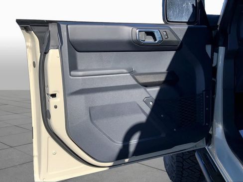 New 2025 Ford Bronco Badlands AWD/4WD image 10