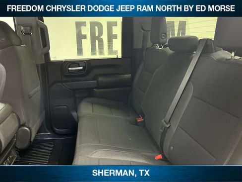 Used 2023 Chevrolet Silverado 3500 LT w/ Convenience Package image 7