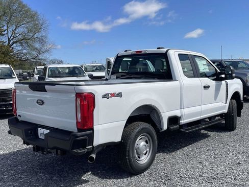 New 2026 Ford F250 XL image 3