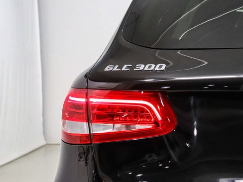 Used 2019 Mercedes-Benz GLC 300 image 11