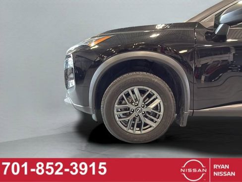 Certified 2023 Nissan Rogue S image 23