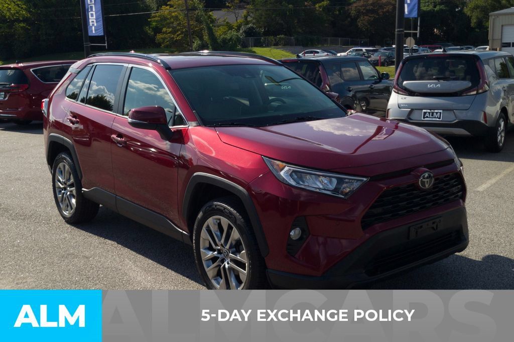 Used 2019 Toyota RAV4 XLE Premium w/ Advanced Technology Package AWD/4WD image 3