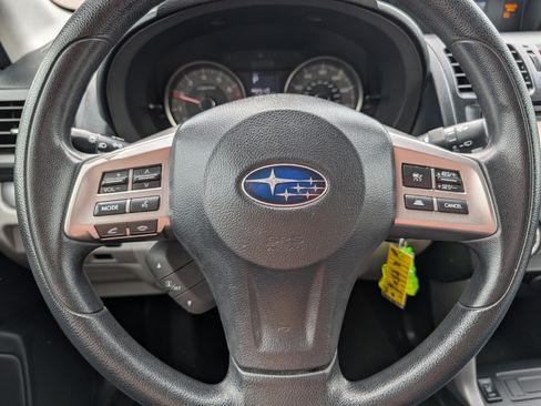 Used 2015 Subaru Forester 2.5i Premium AWD/4WD image 25