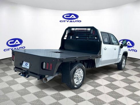 Used 2022 Chevrolet Silverado 2500 LT w/ Convenience Package AWD/4WD image 4