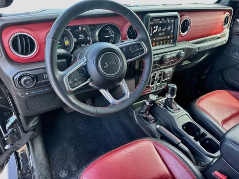 Certified 2023 Jeep Wrangler Unlimited Rubicon 4xe AWD/4WD image 10
