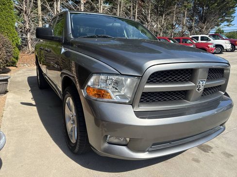 Used 2012 RAM 1500 Express AWD/4WD image 6