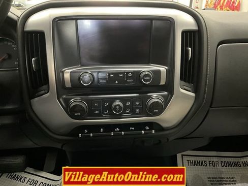 Used 2017 GMC Sierra 1500 SLE w/ SLE Value Package AWD/4WD image 21