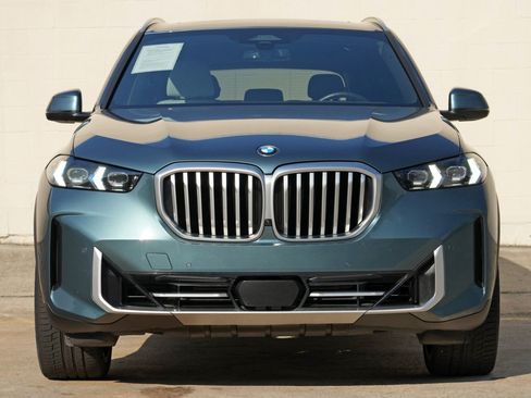 Used 2025 BMW X5 sDrive40i w/ Climate Comfort Package RWD image 7