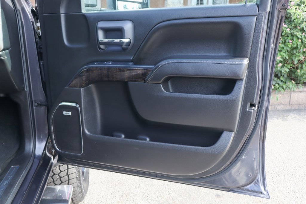 Used 2016 GMC Sierra 2500 Denali w/ Duramax Plus Package AWD/4WD image 48