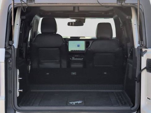 Certified 2024 Ford Bronco Outer Banks AWD/4WD image 5